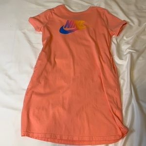 Nike dress with pockets size L